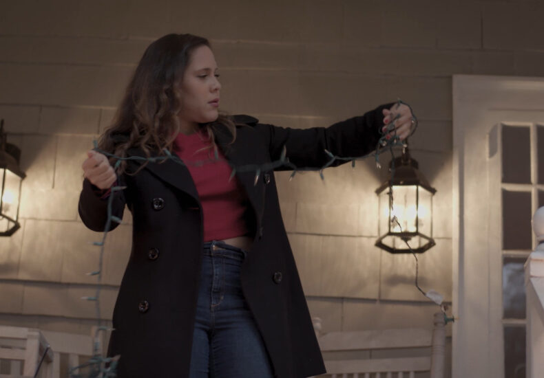 A Christmas Tree Story (2020) - Ashley Holliday Tavares (2)