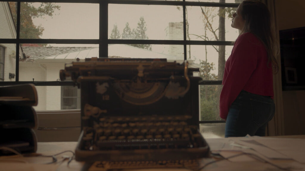 A Christmas Tree Story (2020) - Ashley Holliday Tavares (3)