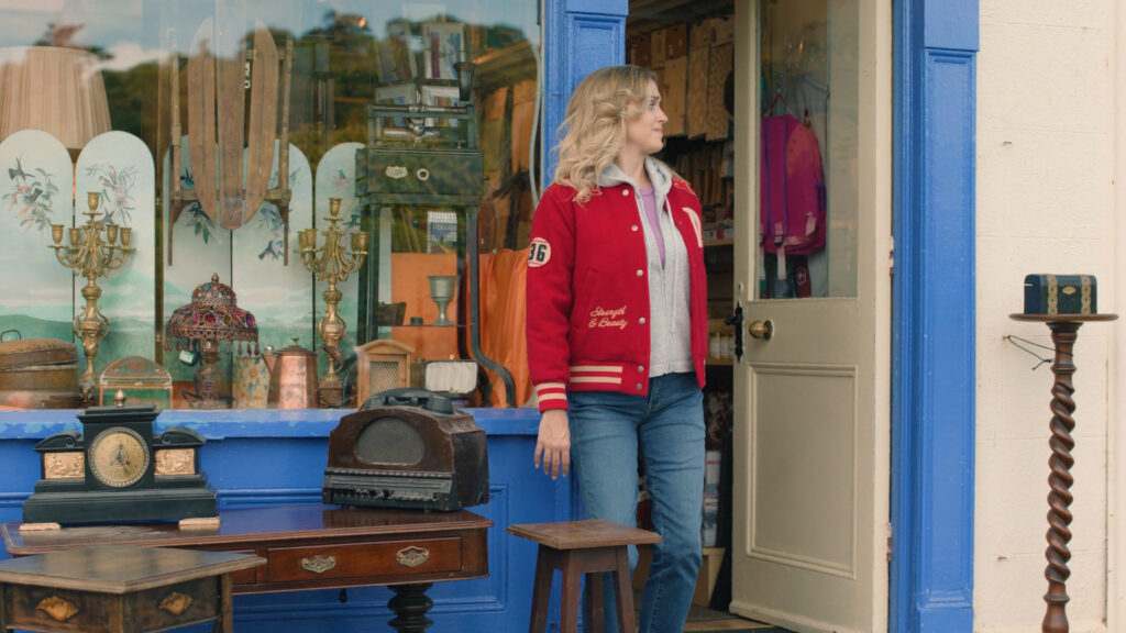 Taylor Misiak - Going Dutch S02E06