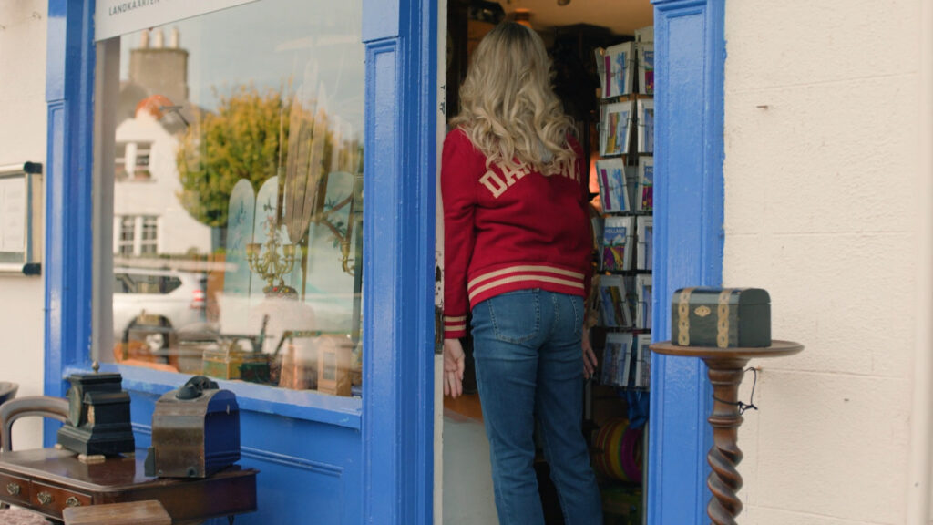 Taylor Misiak - Going Dutch S02E06