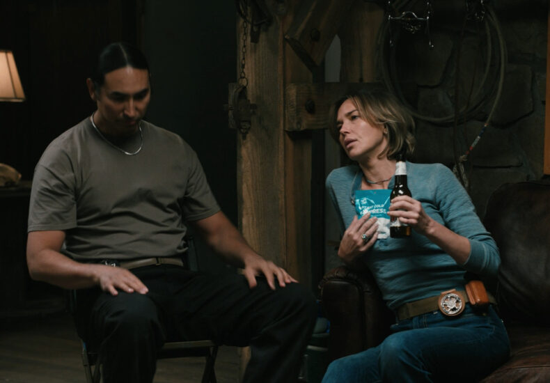 Arielle Kebbel - Marshals S01E01