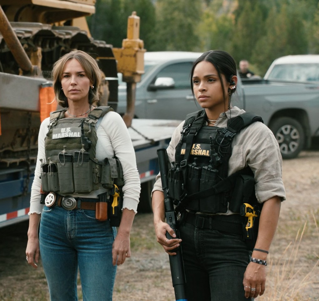 Arielle Kebbel, Ash Santos - Marshals S01E03