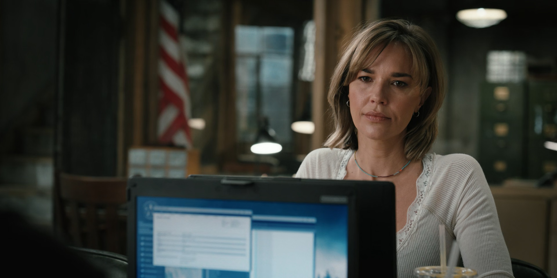 Arielle Kebbel - Marshals S01E03