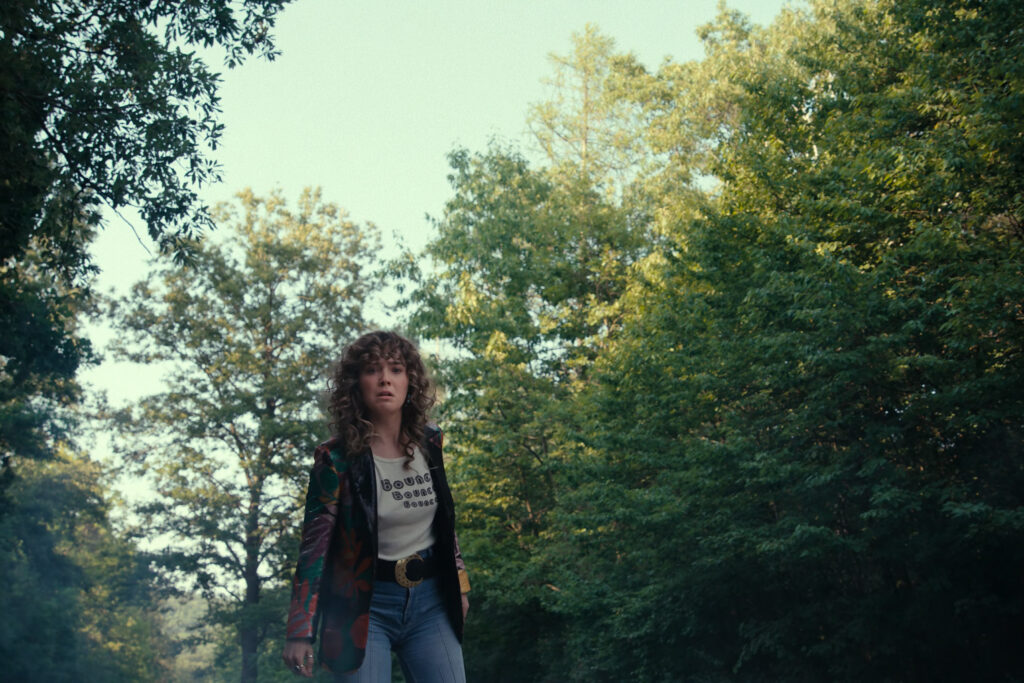 Haley Lu Richardson - PONIES S01E08