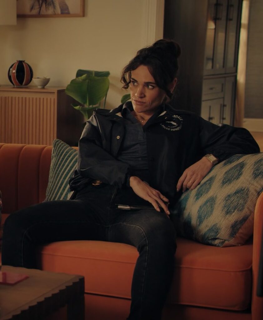 Bevin Bru - R.J. Decker S01E04