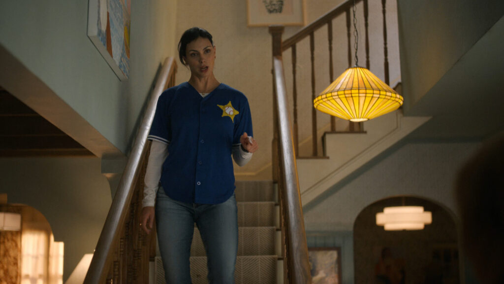 Morena Baccarin - Sheriff Country S01E13