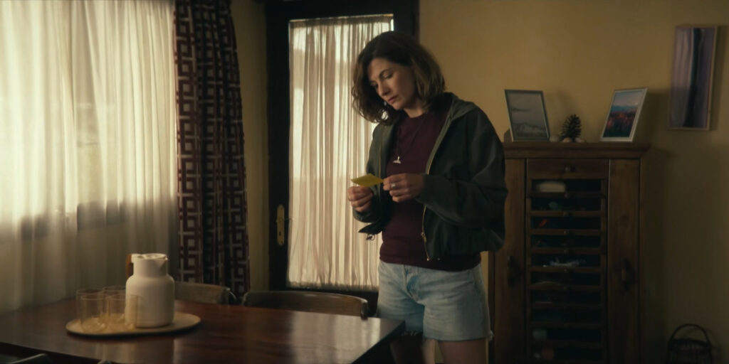 Jodie Whittaker - Frauds (2025) S01E02